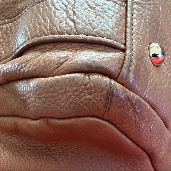 Vintage Italian Tan Pebble Leather Shoulder Bag Mila Paoli Gold-tone hardware - Picture 8 of 13